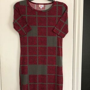Red/gray dress